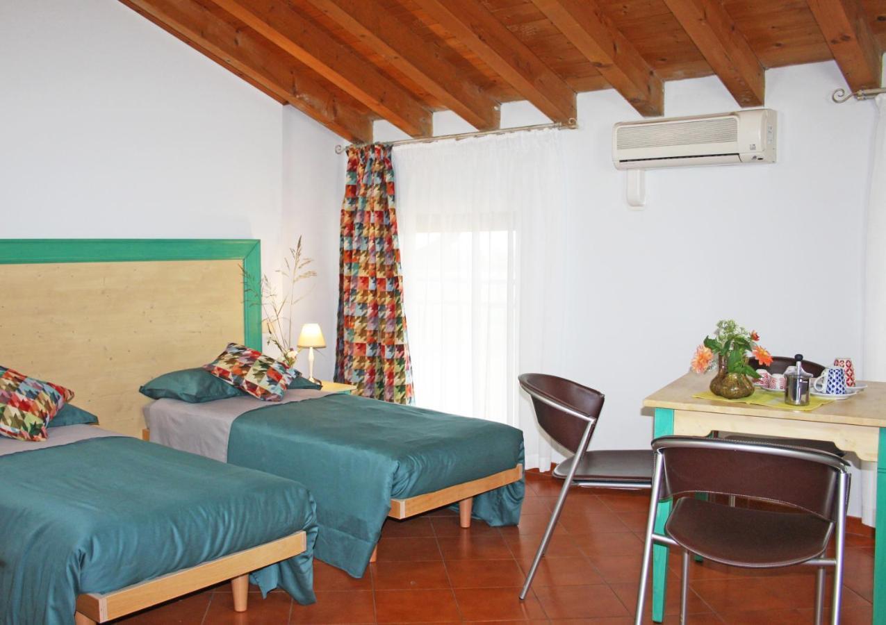 Agriturismo Fiorbello Montirone Exterior photo